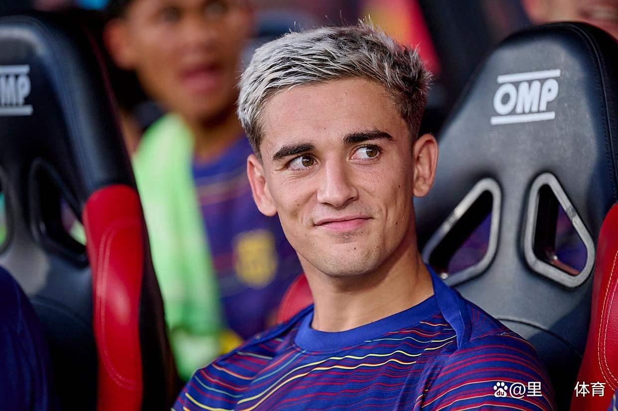 尊龙凯时-巴萨前锋受伤离场，备战欧冠面临考验的简单介绍